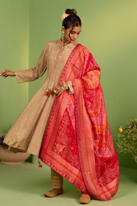 Buy House Of Armuse Brown Silk Gota Patti Round Neck Nyomi Suit Set Online at Aza Fashions Buy_House Of Armuse_Brown Silk Gota Patti Round Neck Nyomi Suit Set _Online_at_Aza_Fashions