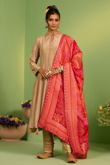 House Of Armuse Brown Silk Gota Patti Round Neck Nyomi Suit Set 