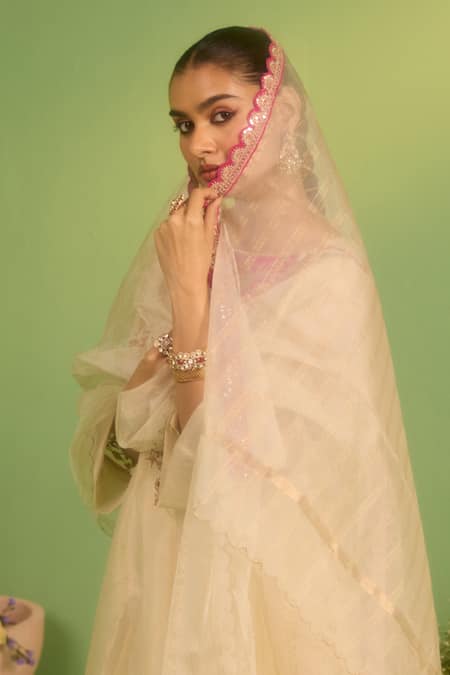 Buy_House Of Armuse_Off White Chanderi Zari, Gota Patti Round Neck Zardozi Bela Suit Set _Online_at_Aza_Fashions