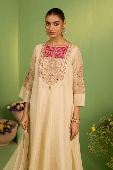 Shop_House Of Armuse_Off White Chanderi Zari, Gota Patti Round Neck Zardozi Bela Suit Set _Online_at_Aza_Fashions