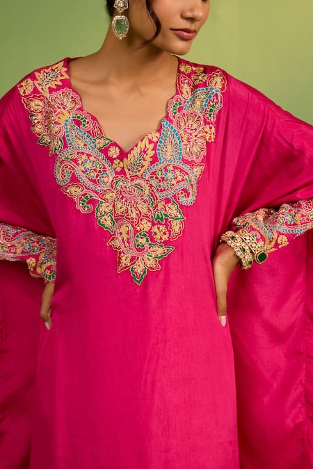 Shop_House Of Armuse_Pink Crepe Embroidery, Pearls V-neck Elora Hot Kaftan Set _Online_at_Aza_Fashions