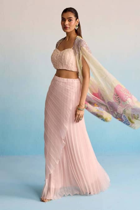 Buy House Of Armuse Pink Organza Sequins, Cut Work Sweetheart Neck Blush Handpainted Cape Set Online at Aza Fashions Buy_House Of Armuse_Pink Organza Sequins, Cut Work Sweetheart Neck Blush Handpainted Cape Set _Online_at_Aza_Fashions