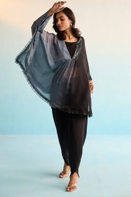 Buy House Of Armuse Black Crepe Sequins V-neck Zephyra Kaftan Set Online at Aza Fashions Buy_House Of Armuse_Black Crepe Sequins V-neck Zephyra Kaftan Set _Online_at_Aza_Fashions