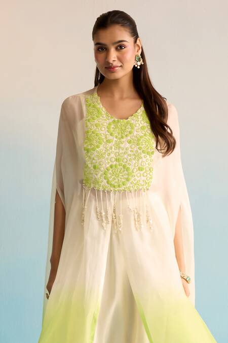 Buy_House Of Armuse_White Crepe Beads, Embroidery Round Neck Isleen Kaftan Set 