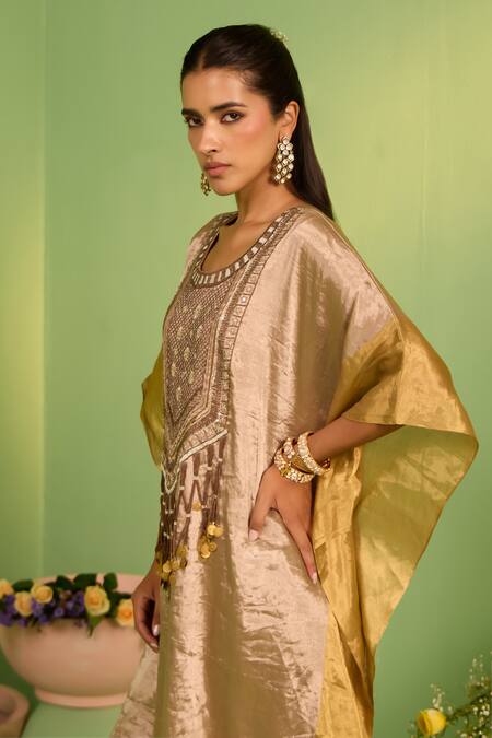 Buy_House Of Armuse_Gold Tissue Embroidery, Sequins Round Neck Itya Kaftan Set _Online_at_Aza_Fashions