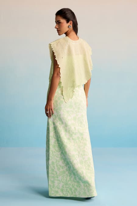 House Of Armuse Green Cape Set 