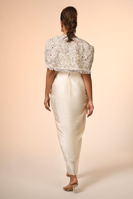 COUTURE BY NIHARIKA Ivory Organza Cape Set 