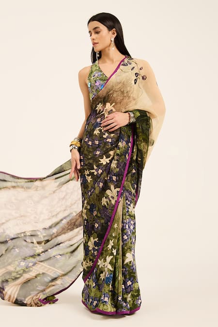 Shop Ruhr India Green Crepe, Organza Sequins Halter , Round Mayuri Hand Work Saree Set Online at Aza Fashions Shop_Ruhr India_Green Crepe, Organza Sequins Halter , Round Mayuri Hand Work Saree Set _Online_at_Aza_Fashions