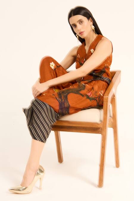 Ruhr India Rust Silk Embroidery V-neck Orange Waistcoat And Skirt Set Online at Aza Fashions Ruhr India_Rust Silk Embroidery V-neck Orange Waistcoat And Skirt Set _Online_at_Aza_Fashions