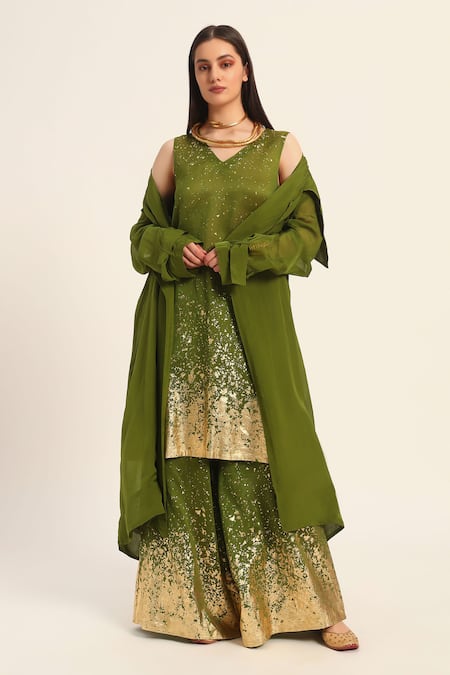 Shop_Ruhr India_Green Silk, Chanderi Beads V-neck Dharini Kurta Set _Online_at_Aza_Fashions