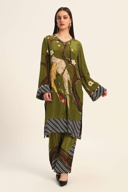 Ruhr India Green Crepe Embroidery V-neck Miko Designer Kurta Pant Set