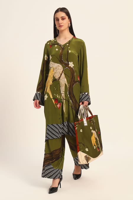 Buy_Ruhr India_Green Crepe Embroidery V-neck Miko Designer Kurta Pant Set _Online_at_Aza_Fashions