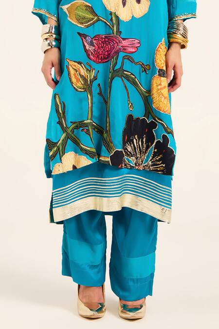 Shop Ruhr India Turquoise Organza, Satin Embroidery V-neck Floral Phirozi Blue Kurta Set Online at Aza Fashions Shop_Ruhr India_Turquoise Organza, Satin Embroidery V-neck Floral Phirozi Blue Kurta Set _Online_at_Aza_Fashions