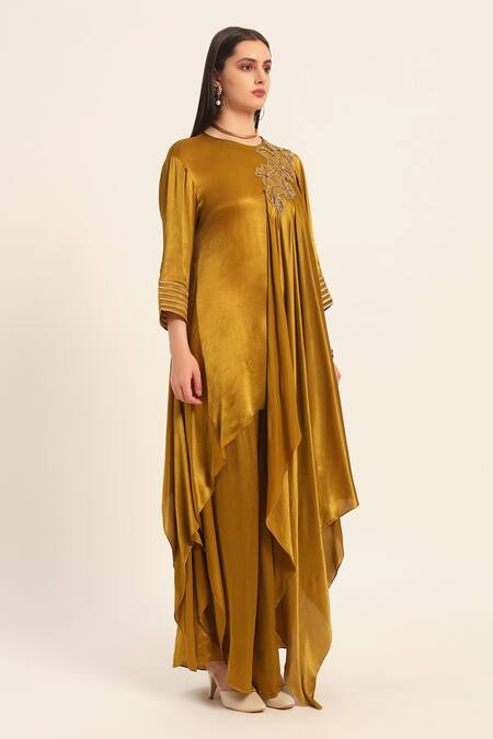 Ruhr India Yellow Satin, Chiffon Embroidery Round Neck Kiara Kurta Set Online at Aza Fashions Ruhr India_Yellow Satin, Chiffon Embroidery Round Neck Kiara Kurta Set _Online_at_Aza_Fashions