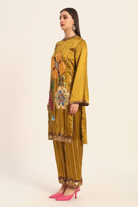 Ruhr India Yellow Satin, Chiffon Embroidery, Sequins Round Neck Avnii Hand Kurta Set Online at Aza Fashions Ruhr India_Yellow Satin, Chiffon Embroidery, Sequins Round Neck Avnii Hand Kurta Set _Online_at_Aza_Fashions