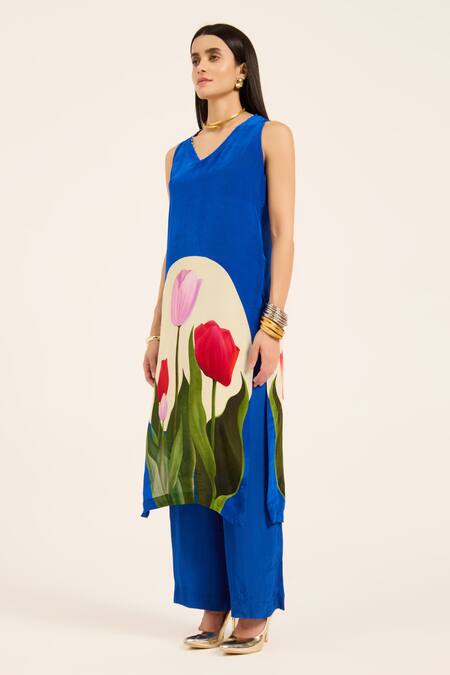Shop Ruhr India Blue Crepe V-neck Ink Laleh Kurta Set Online at Aza Fashions Shop_Ruhr India_Blue Crepe V-neck Ink Laleh Kurta Set _Online_at_Aza_Fashions