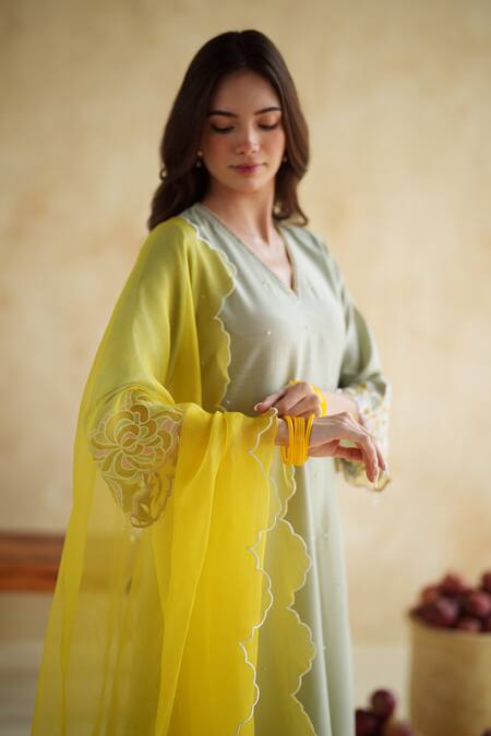 Buy_172 Threads_Green Muslin, Modal, Satin, Organza Embroidery Pistachio Kurta Set With Dupatta _Online_at_Aza_Fashions