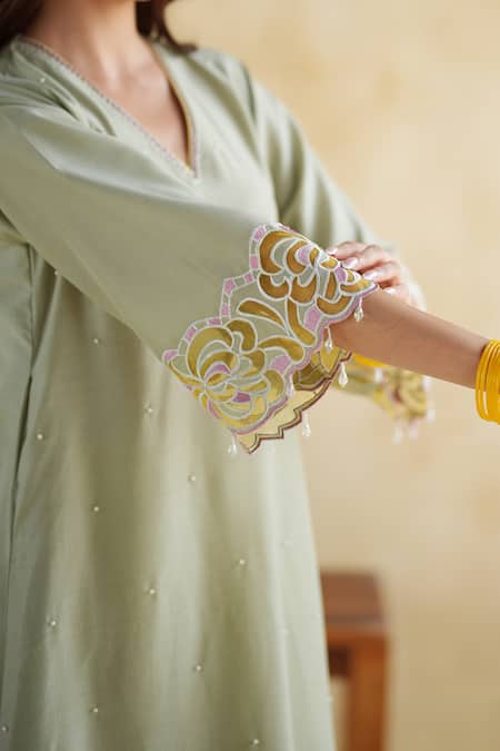 Buy_172 Threads_Green Muslin, Cotton, Modal, Satin Embroidery V-neck Pistachio Kurta Palazzo Set _Online_at_Aza_Fashions