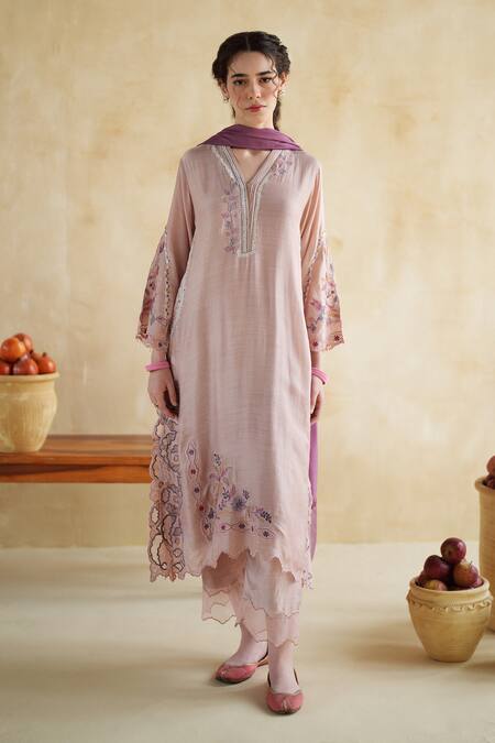 172 Threads_Lilac Muslin, Cotton, Organza Embroidery Dusty Rose Kurta Set With Dupatta _Online_at_Aza_Fashions