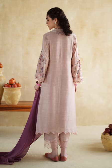 172 Threads Dusty Rose Kurta Set With Dupatta 