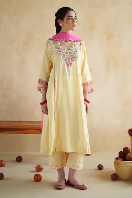 172 Threads_Yellow Muslin, Cotton, Organza Embroidery Round Butter Kurta Set With Dupatta _Online_at_Aza_Fashions
