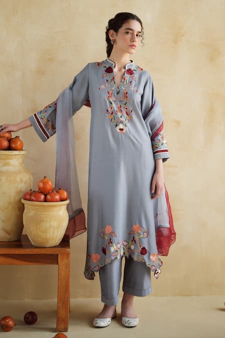 172 Threads Slate Gray Kurta Set with Dupatta 