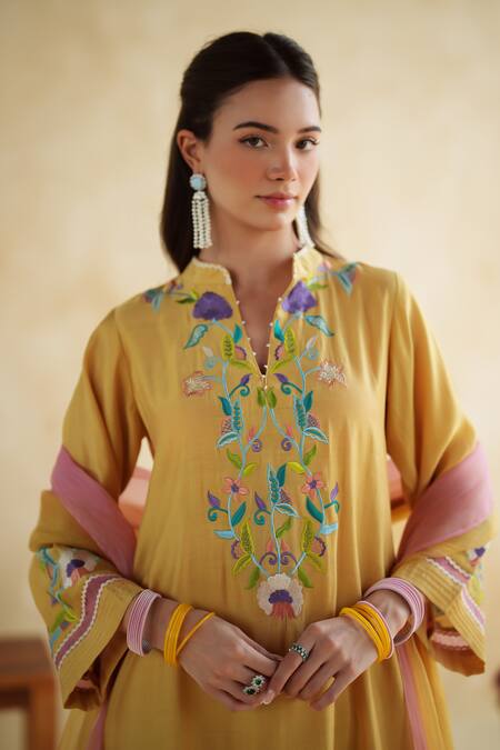 Buy_172 Threads_Mustard Muslin, Cotton, Organza Embroidery Split Suraj Kurta Set With Dupatta _Online_at_Aza_Fashions