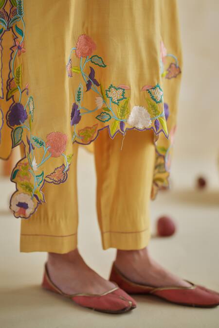 172 Threads_Mustard Muslin, Cotton, Organza Embroidery Split Suraj Kurta Set With Dupatta _at_Aza_Fashions