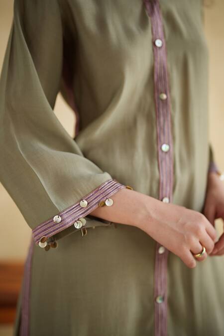 172 Threads Olive Green Muslin, Cotton Mandarin Collar Kurta And Pant Set Online at Aza Fashions 172 Threads_Olive Green Muslin, Cotton Mandarin Collar Kurta And Pant Set _Online_at_Aza_Fashions