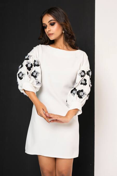 Buy_That Thing You Love_White Crepe Embroidery Round Neck Jardin Fleur Dress _Online_at_Aza_Fashions