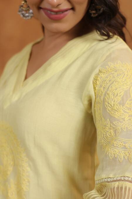 Anshu Wadhwa_Yellow , Silk Embroidery V-neck Designer Lemon Kurta Set _Online_at_Aza_Fashions