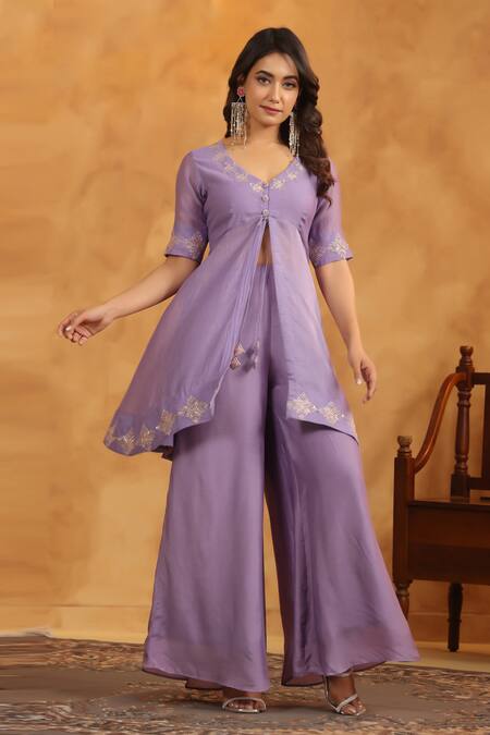 Anshu Wadhwa Mauve Chanderi, Muslin, Organza Embroidery Split V-neck Kurta Set With Dupatta Online at Aza Fashions Anshu Wadhwa_Mauve Chanderi, Muslin, Organza Embroidery Split V-neck Kurta Set With Dupatta_Online_at_Aza_Fashions
