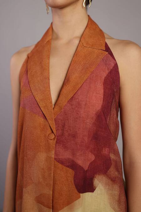 Buy_Clos_Wine Kota Doria Halter Neck Designer And Cream Kurta Pant Set _Online_at_Aza_Fashions