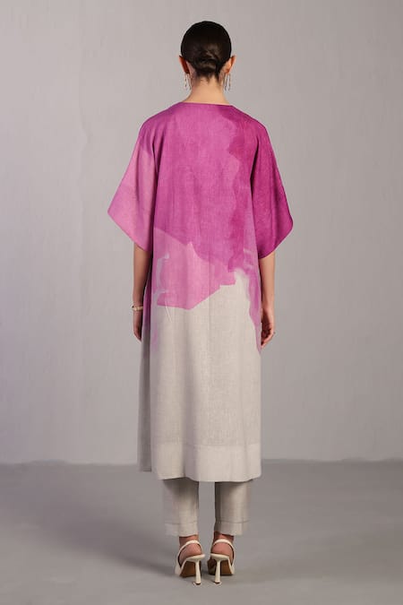 Shop_Clos_Pink V-neck Beetroot And Grey Designer Kurta Pant Set _at_Aza_Fashions