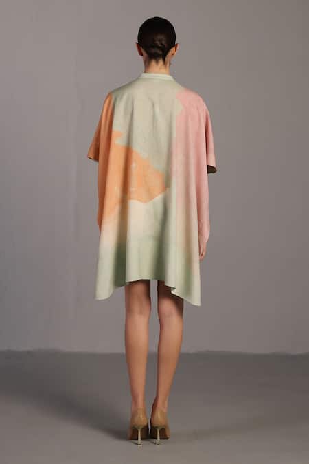 Shop_Clos_Pink Mandarin Collar Soft And Pastel Green Kaftan Top & Shorts _at_Aza_Fashions