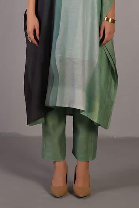 Buy Clos Black Linen, Silk Split V-neck Designer Abstract Kaftan And Pant Set Online at Aza Fashions Buy_Clos_Black Linen, Silk Split V-neck Designer Abstract Kaftan And Pant Set _Online_at_Aza_Fashions