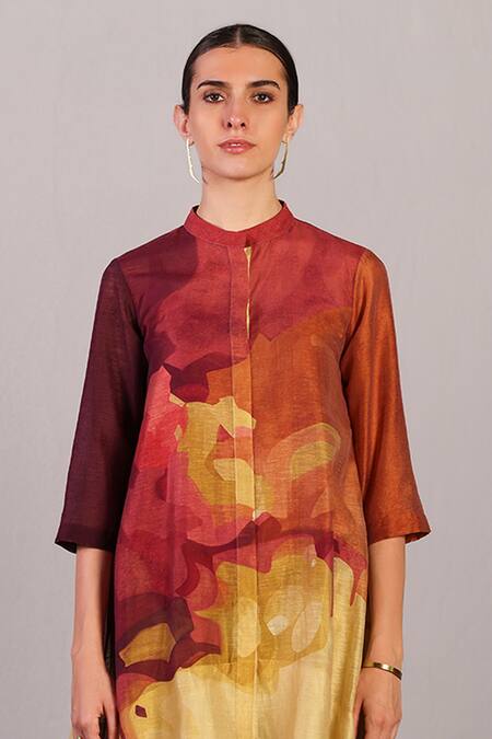 Buy_Clos_Wine Linen, Silk Mandarin Collar Designer And Cream Kurta Pant Set _Online_at_Aza_Fashions