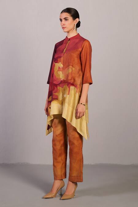 Shop_Clos_Wine Linen, Silk Mandarin Collar Designer And Cream Kurta Pant Set _Online_at_Aza_Fashions