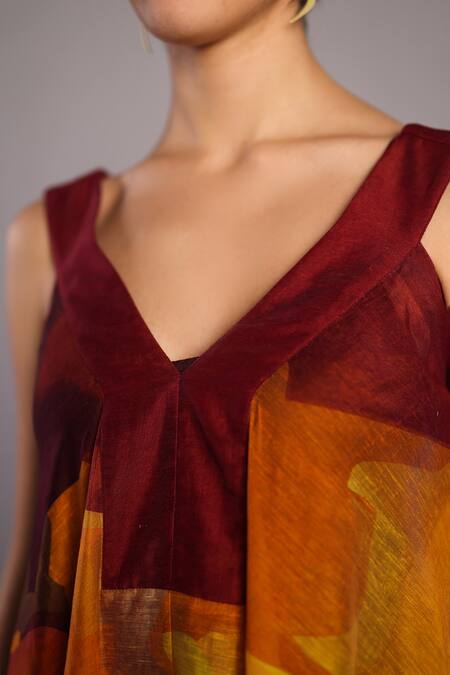 Clos_Wine Linen, Silk V-neck And Cream Asymmetric Designer Dress _at_Aza_Fashions