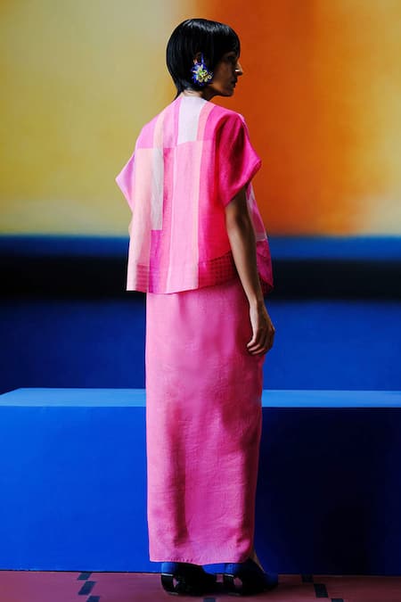 Shop Clos Blush Linen, Silk V-neck Pink Kurta And Dhoti Skirt at Aza Fashions Shop_Clos_Blush Linen, Silk V-neck Pink Kurta And Dhoti Skirt _at_Aza_Fashions