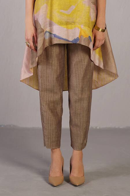 Buy Clos Beige Linen, Silk Collared Designer Kurta And Pant Set Online at Aza Fashions Buy_Clos_Beige Linen, Silk Collared Designer Kurta And Pant Set _Online_at_Aza_Fashions