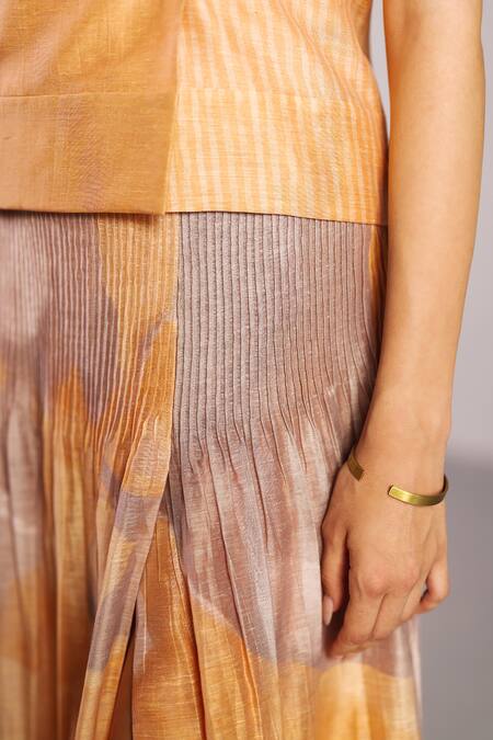 Shop Clos Orange Linen, Silk V-neck Soft Grey And Designer Waistcoat Set Online at Aza Fashions Shop_Clos_Orange Linen, Silk V-neck Soft Grey And Designer Waistcoat Set _Online_at_Aza_Fashions