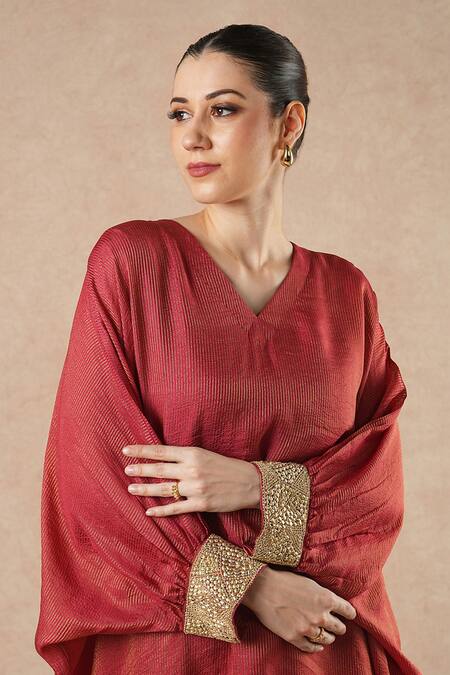 Dori & CO._Red Silk, Tissue Embroidery V-neck Ruby Metal Hand Kurta Set _Online_at_Aza_Fashions