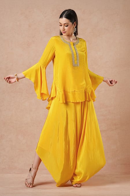 Dori & CO. Yellow Silk Embroidery Round Neck Golden Crepe Kurta And Pants Set 