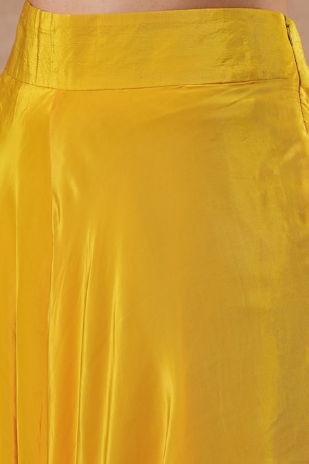 Buy_Dori & CO._Yellow Silk Embroidery Round Neck Golden Crepe Kurta And Pants Set _Online_at_Aza_Fashions