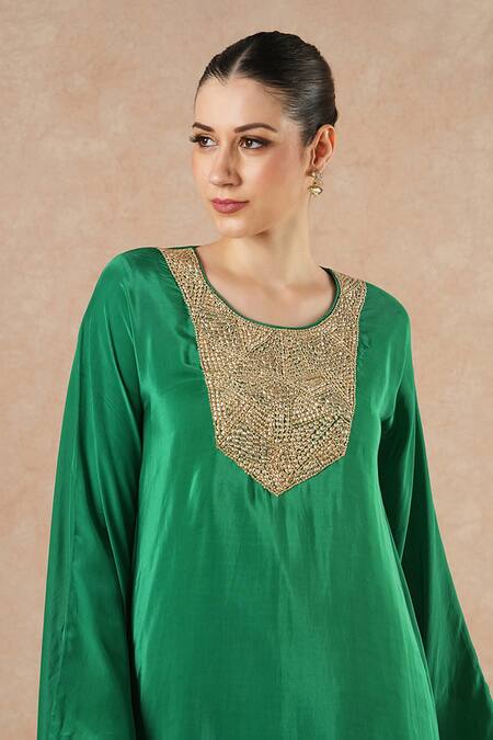 Shop_Dori & CO._Emerald Green Silk, Crepe Embroidery Round Neck Kaftan And Pants Set _Online_at_Aza_Fashions