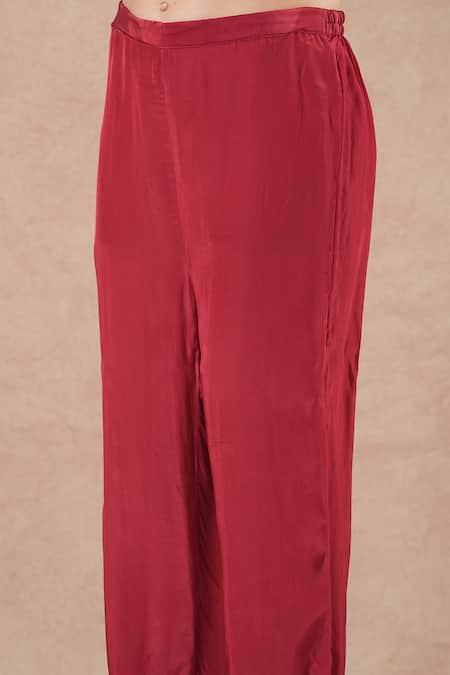 Buy_Dori & CO._Red Embroidery Round Neck Ruby Silk Crepe Kurta And Pants Set _Online_at_Aza_Fashions