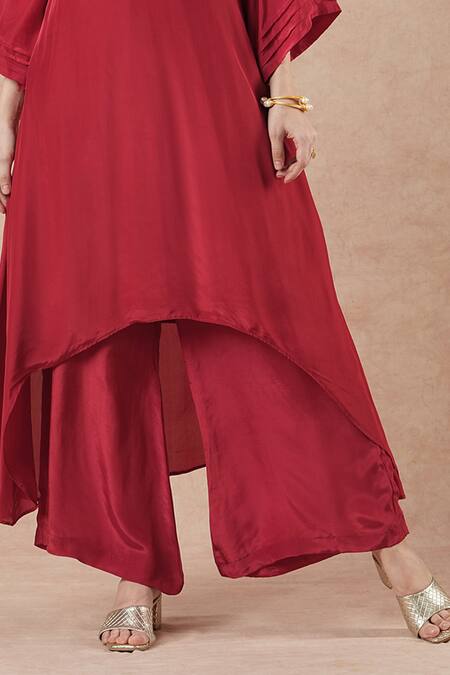 Buy_Dori & CO._Red Embroidery Split V-neck Ruby Silk Crepe Kurta And Pants Set _Online_at_Aza_Fashions