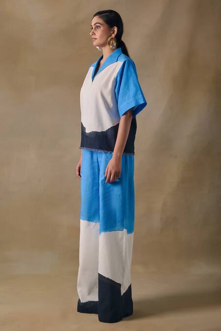 Pocketful Of Cherrie_Blue Collared Washed Kaftan Top _Online_at_Aza_Fashions