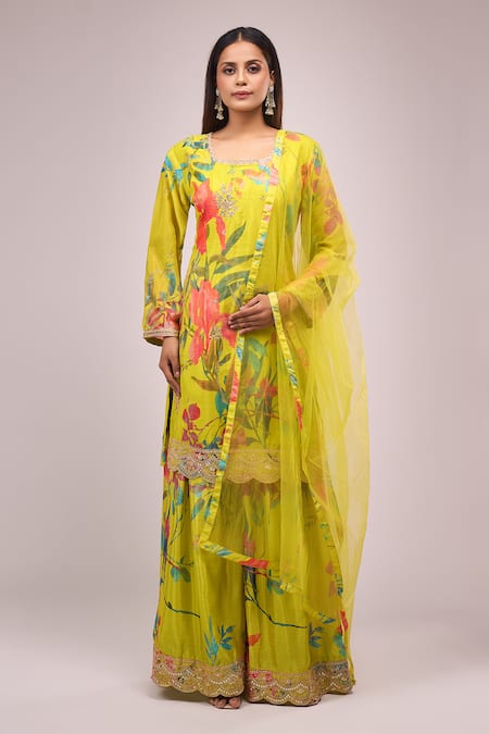 Buy_Samyukta Singhania_Green Chinon, Silk Embroidery, Sequins Square Neck Floral Set _Online_at_Aza_Fashions